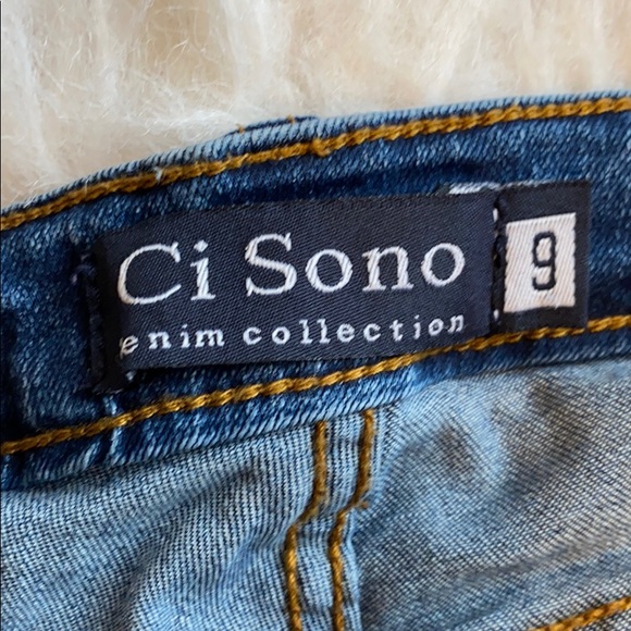 Ci Sono distressed cuff raw hem skinny jean - Picture 5 of 9
